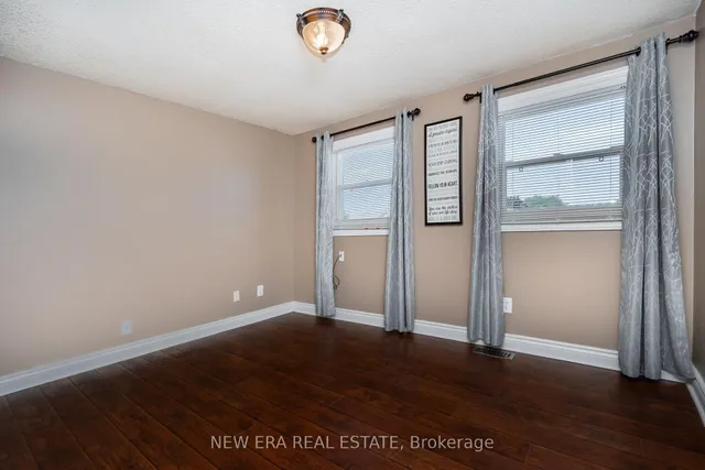 Additional property image - 674 Laurier Ave
