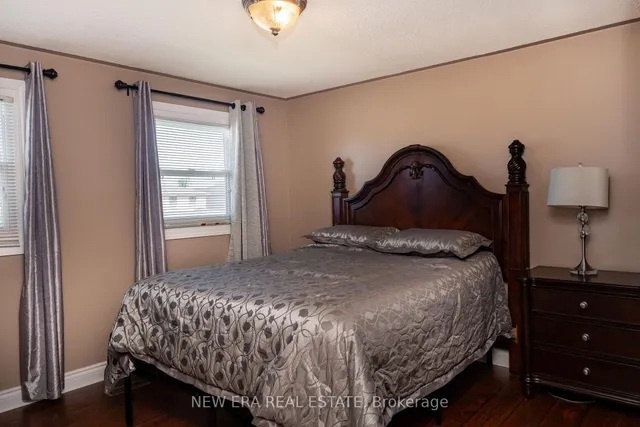 Additional property image - 674 Laurier Ave