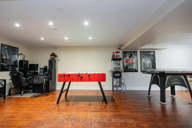 Additional property image - 674 Laurier Ave