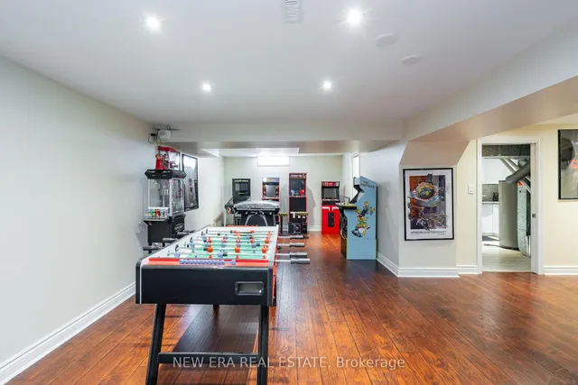 Additional property image - 674 Laurier Ave