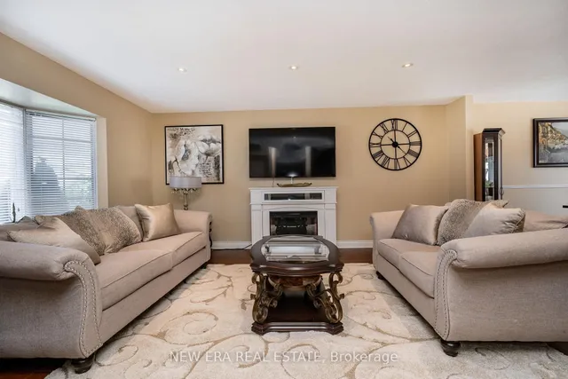 Additional property image - 674 Laurier Ave