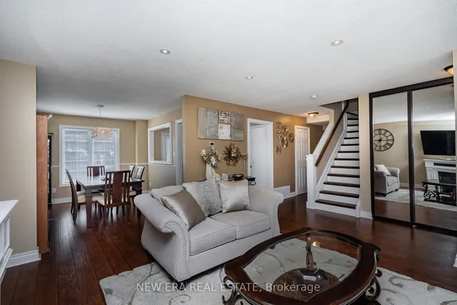 Additional property image - 674 Laurier Ave