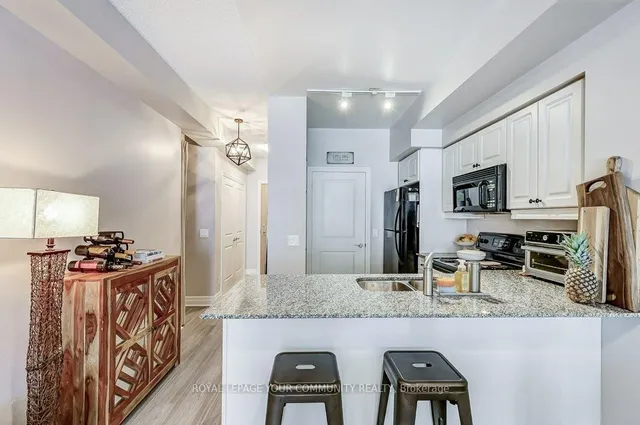 Additional image 7 of 58 Marine Parade Dr Unit 806