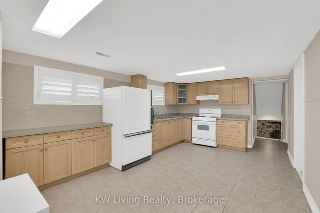 Additional property image - 209 Cabana Dr