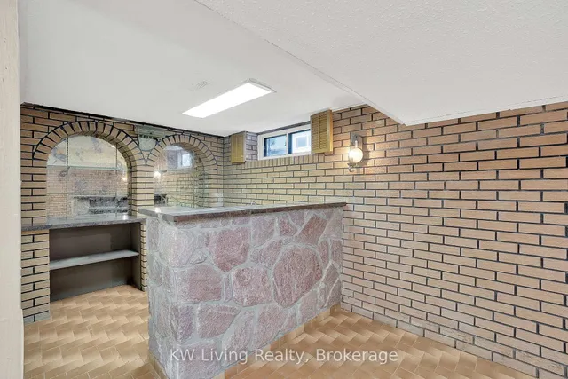 Additional property image - 209 Cabana Dr
