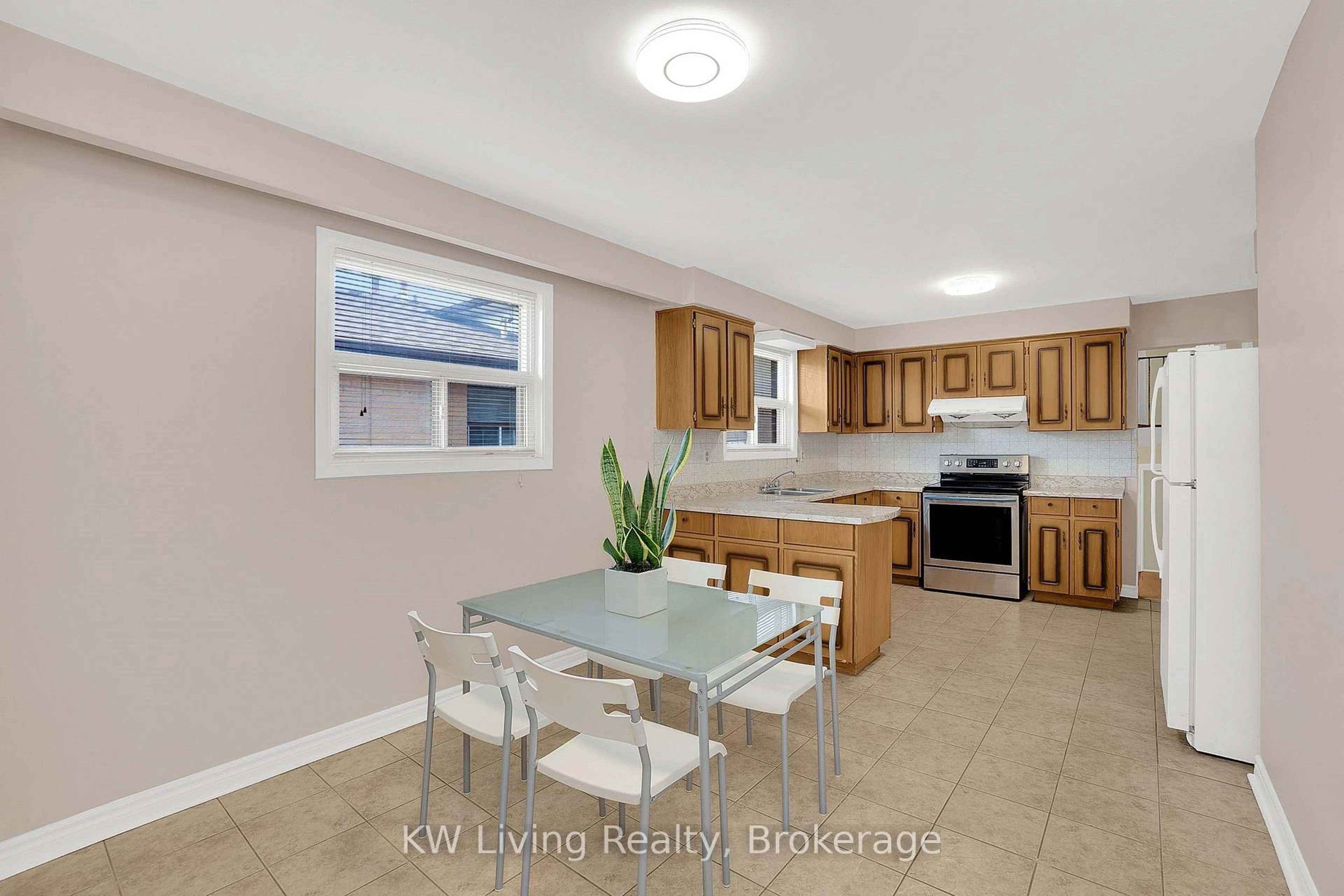 Unknown for 209 Cabana Dr, Toronto Ontario M9L 1L2