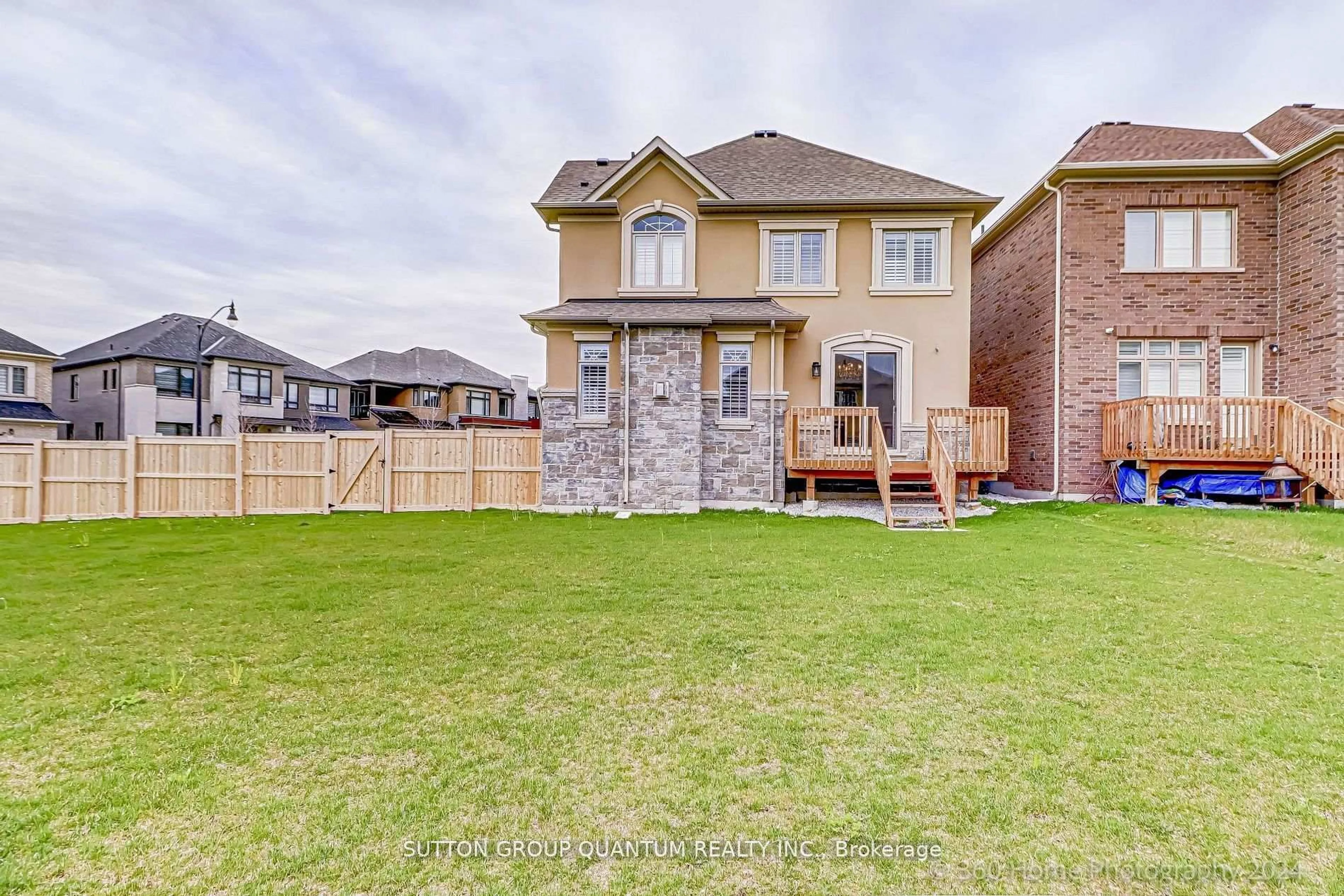 Home with brick exterior material, unknown for 71 Dairymaid Rd, Brampton Ontario L6X 5R9