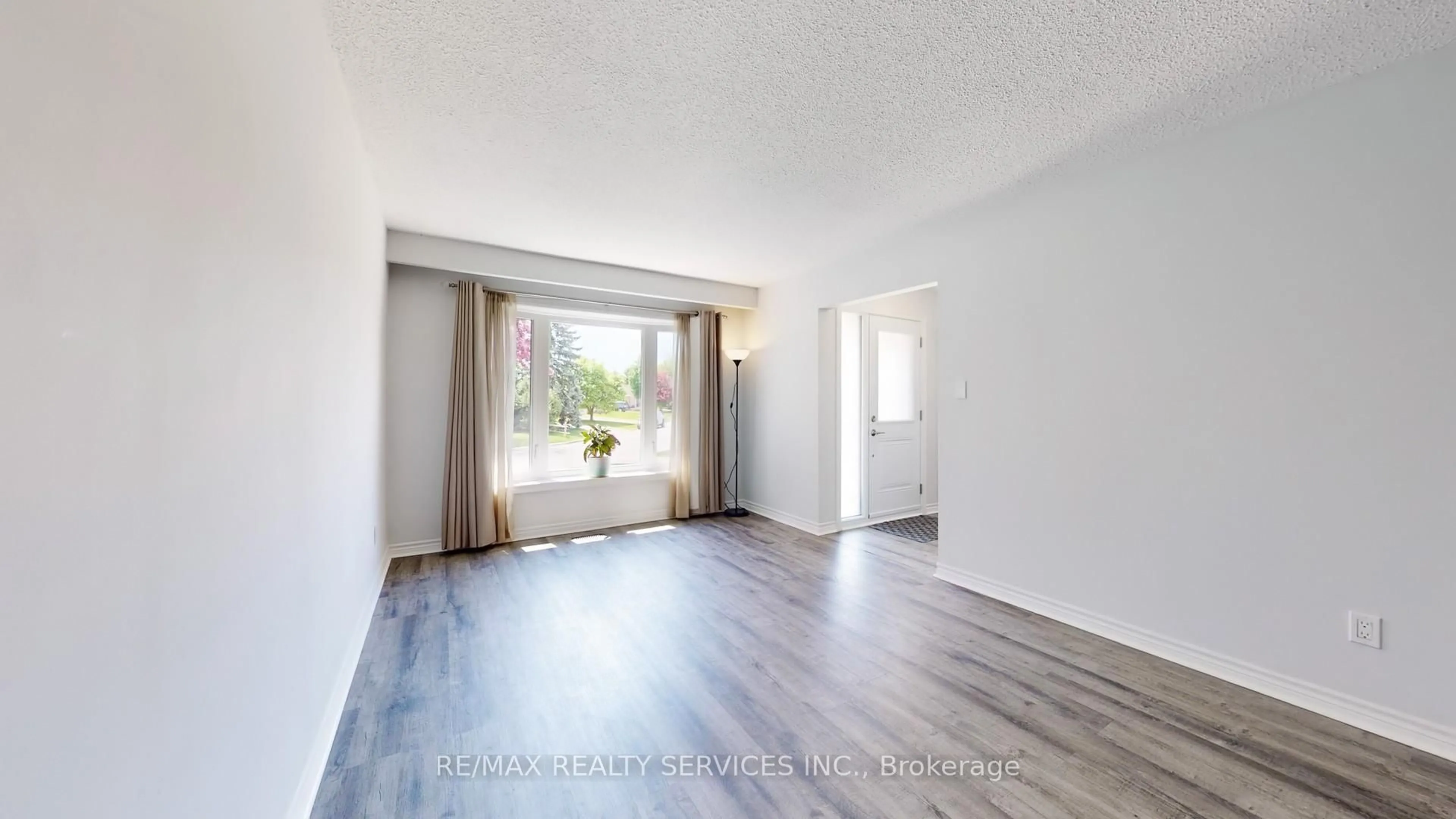 A pic of a room for 55 Greenwood Cres, Brampton Ontario L6S 1T2