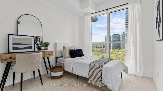 Additional property image - 2220 Lake Shore Blvd Unit 1604