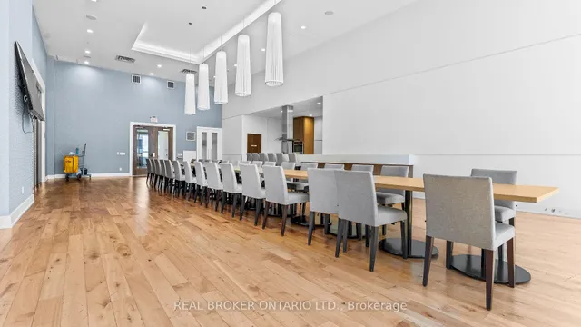 Additional property image - 2220 Lake Shore Blvd Unit 1604