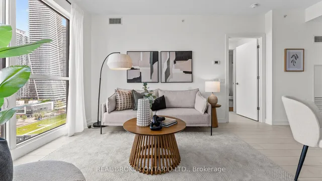 Additional property image - 2220 Lake Shore Blvd Unit 1604