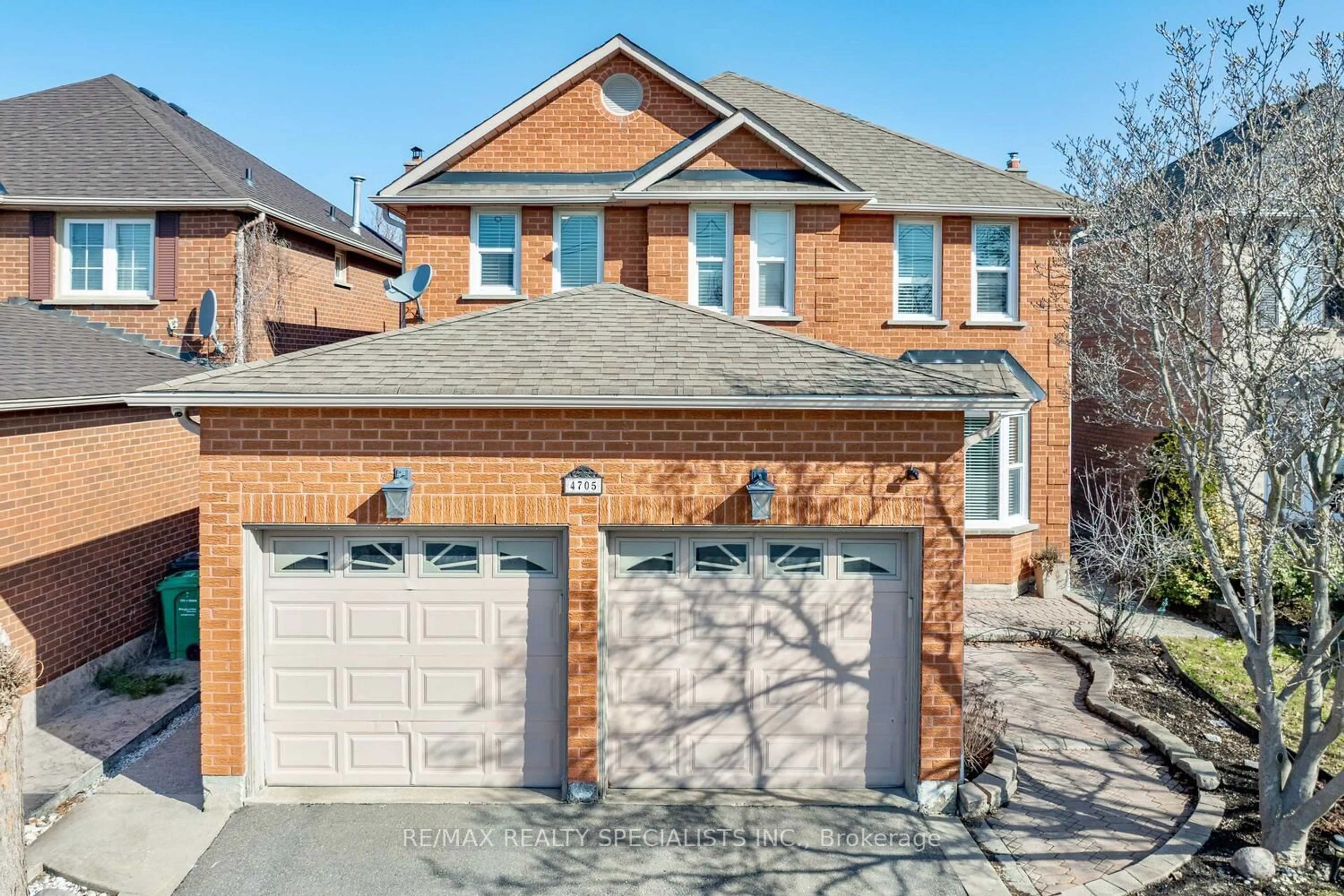 Home with brick exterior material, street for 4705 Rathkeale Rd, Mississauga Ontario L5V 1J8