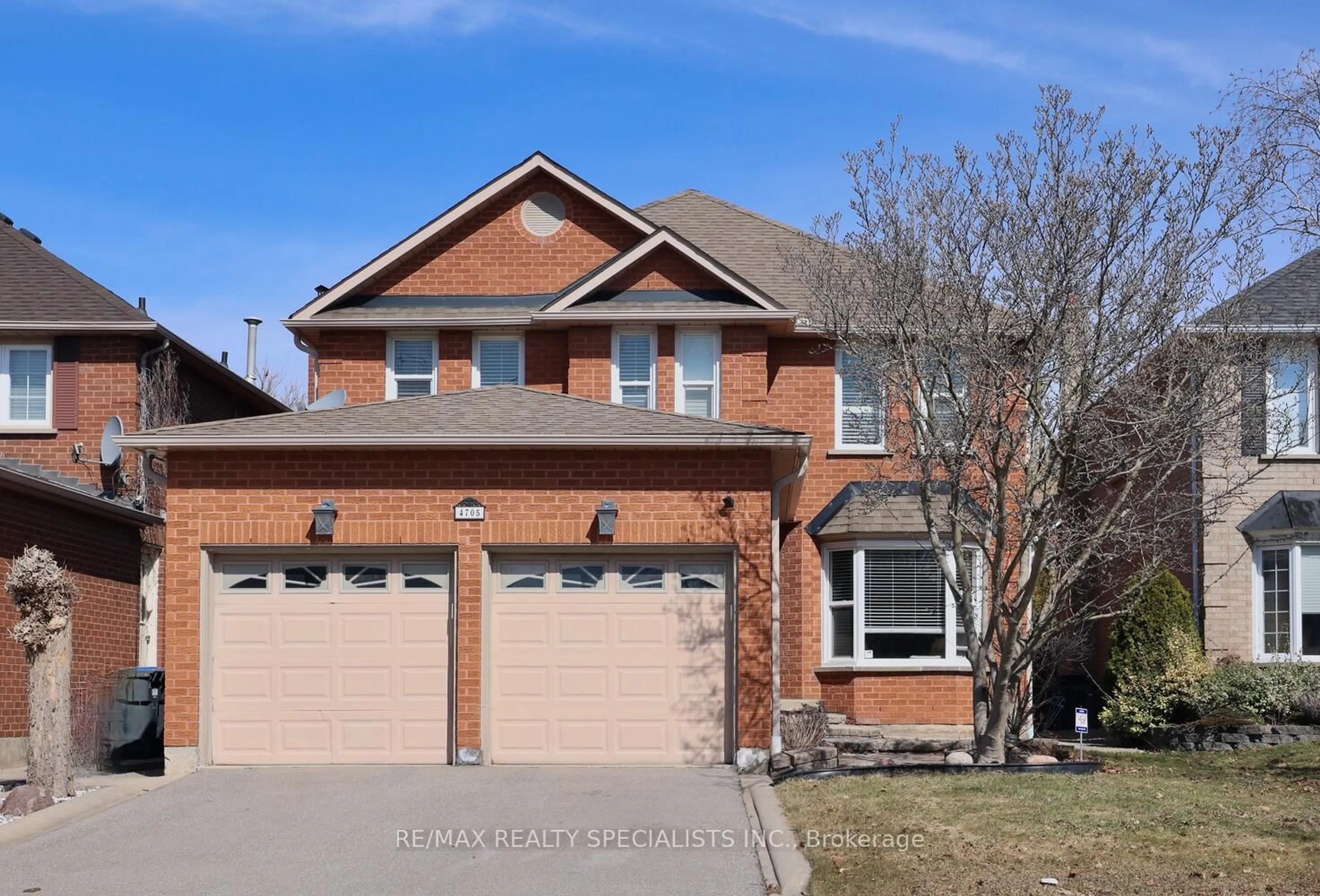 Home with brick exterior material, street for 4705 Rathkeale Rd, Mississauga Ontario L5V 1J8