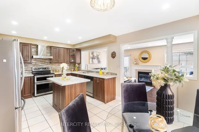 Additional property image - 54 Amethyst Circ