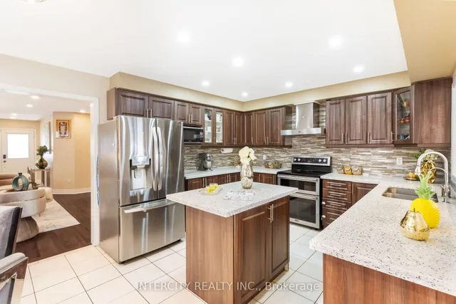 Additional property image - 54 Amethyst Circ
