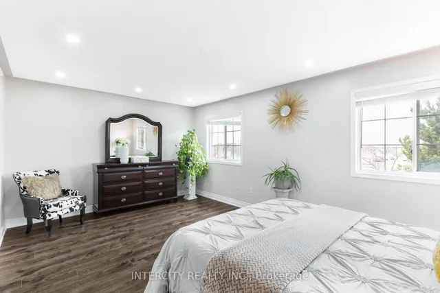 Additional property image - 54 Amethyst Circ