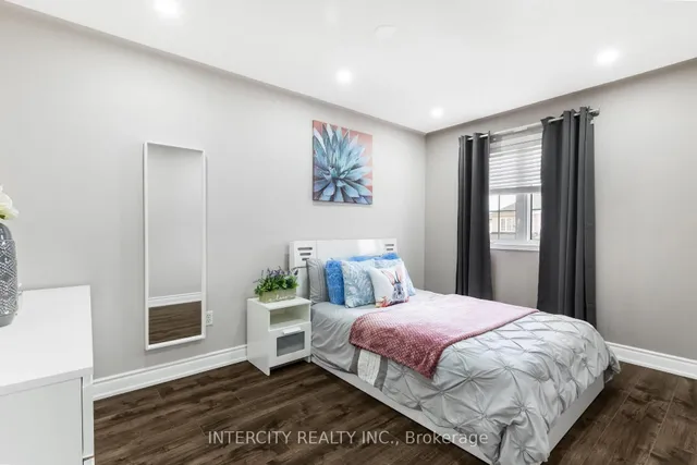 Additional property image - 54 Amethyst Circ