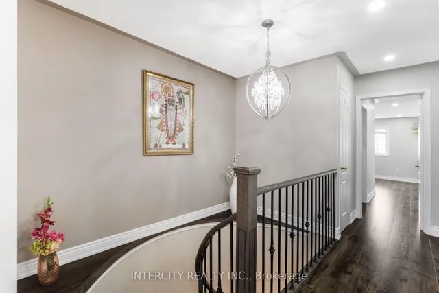 Additional property image - 54 Amethyst Circ