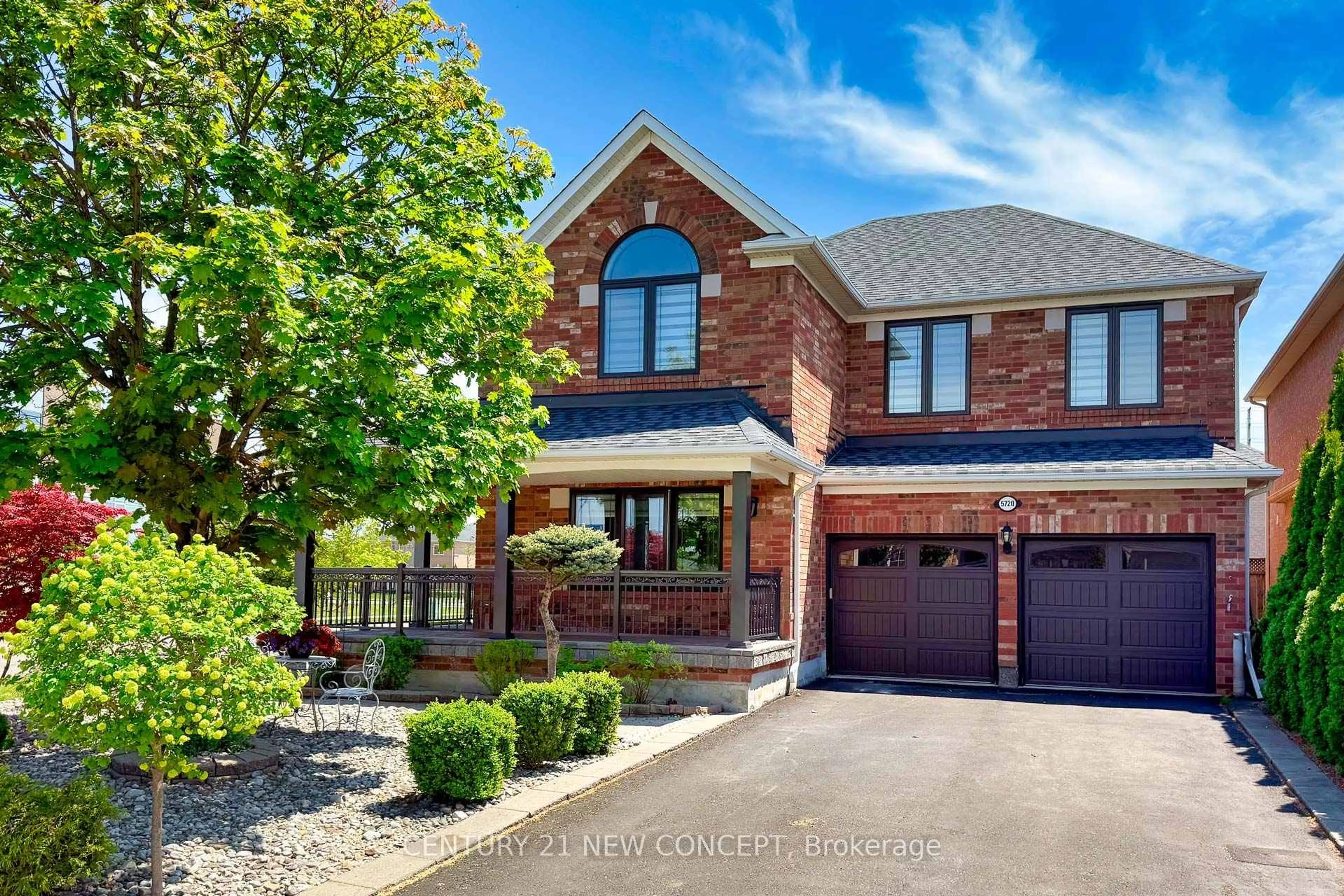 Home with brick exterior material, street for 5720 Churchill Meadows Blvd, Mississauga Ontario L5M 7A6