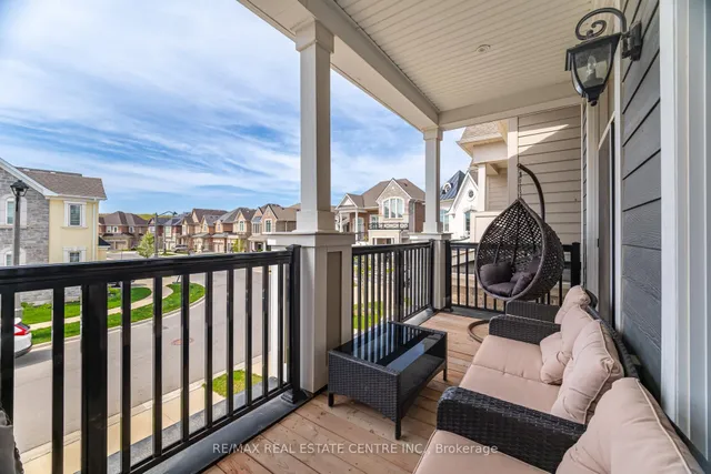 Additional property image - 156 Camellia Cres
