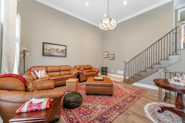 Additional property image - 156 Camellia Cres