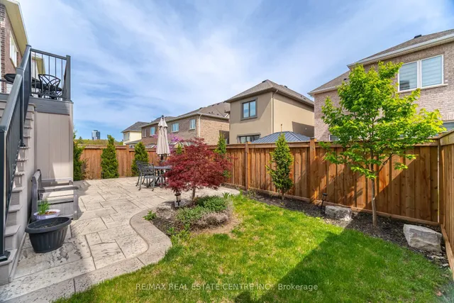 Additional property image - 156 Camellia Cres