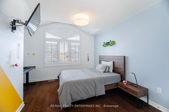 Additional property image - 2413 HILDA Dr