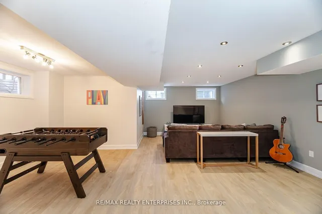 Additional property image - 2413 HILDA Dr
