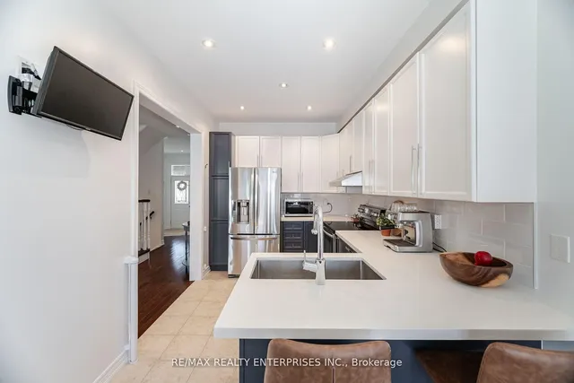 Additional property image - 2413 HILDA Dr