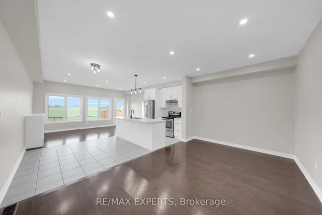 Additional property image - 108 Little Britain Cres