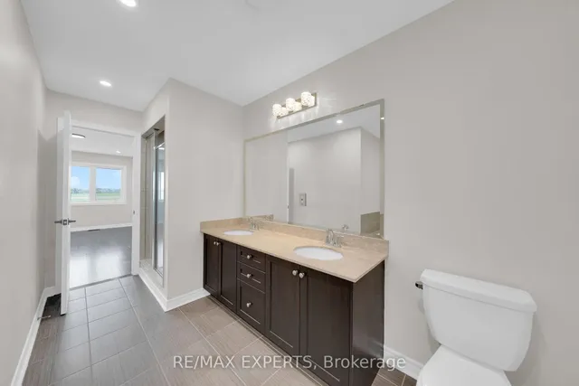 Additional property image - 108 Little Britain Cres