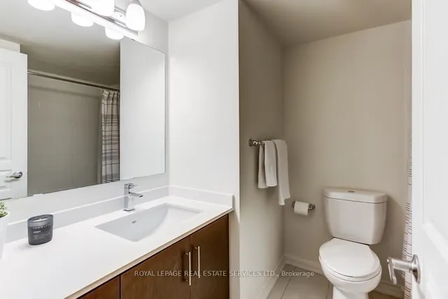 Additional property image - 80 Eastwood Park Gdns Unit 7