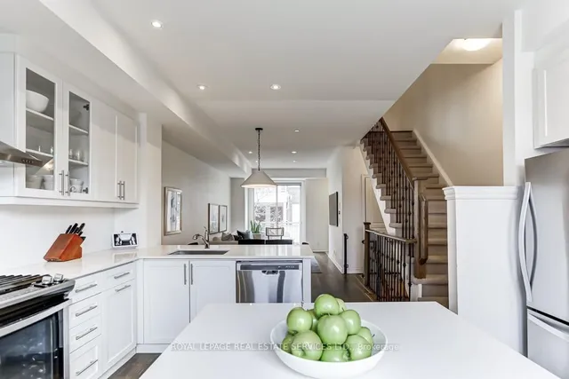Additional property image - 80 Eastwood Park Gdns Unit 7