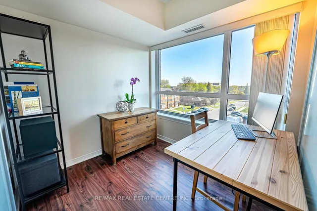 Additional property image - 215 Queen St Unit 505