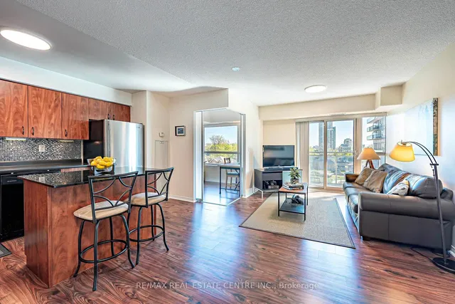 Additional property image - 215 Queen St Unit 505
