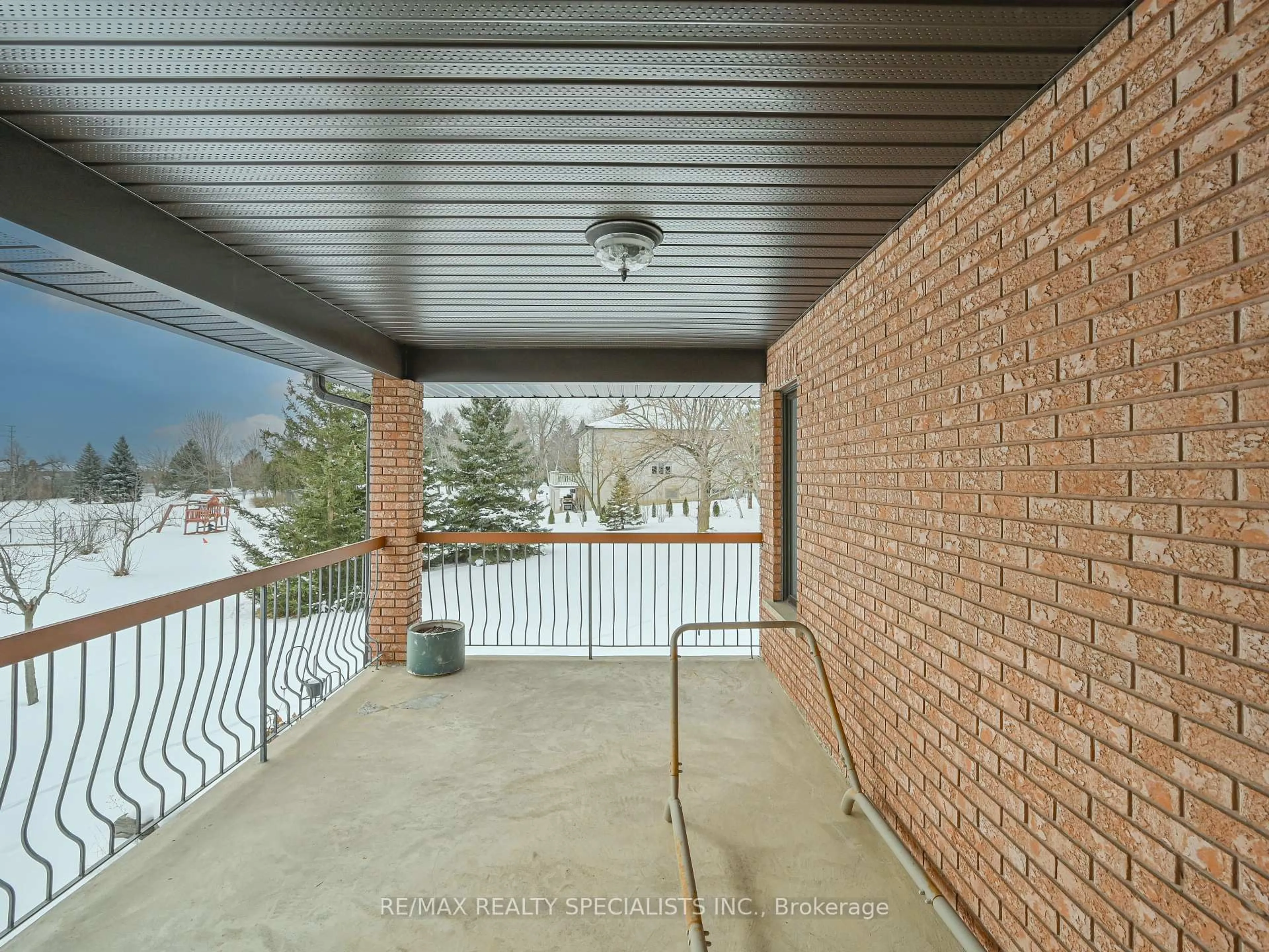 Patio, unknown for 6 Leone Lane, Brampton Ontario L6P 0K9