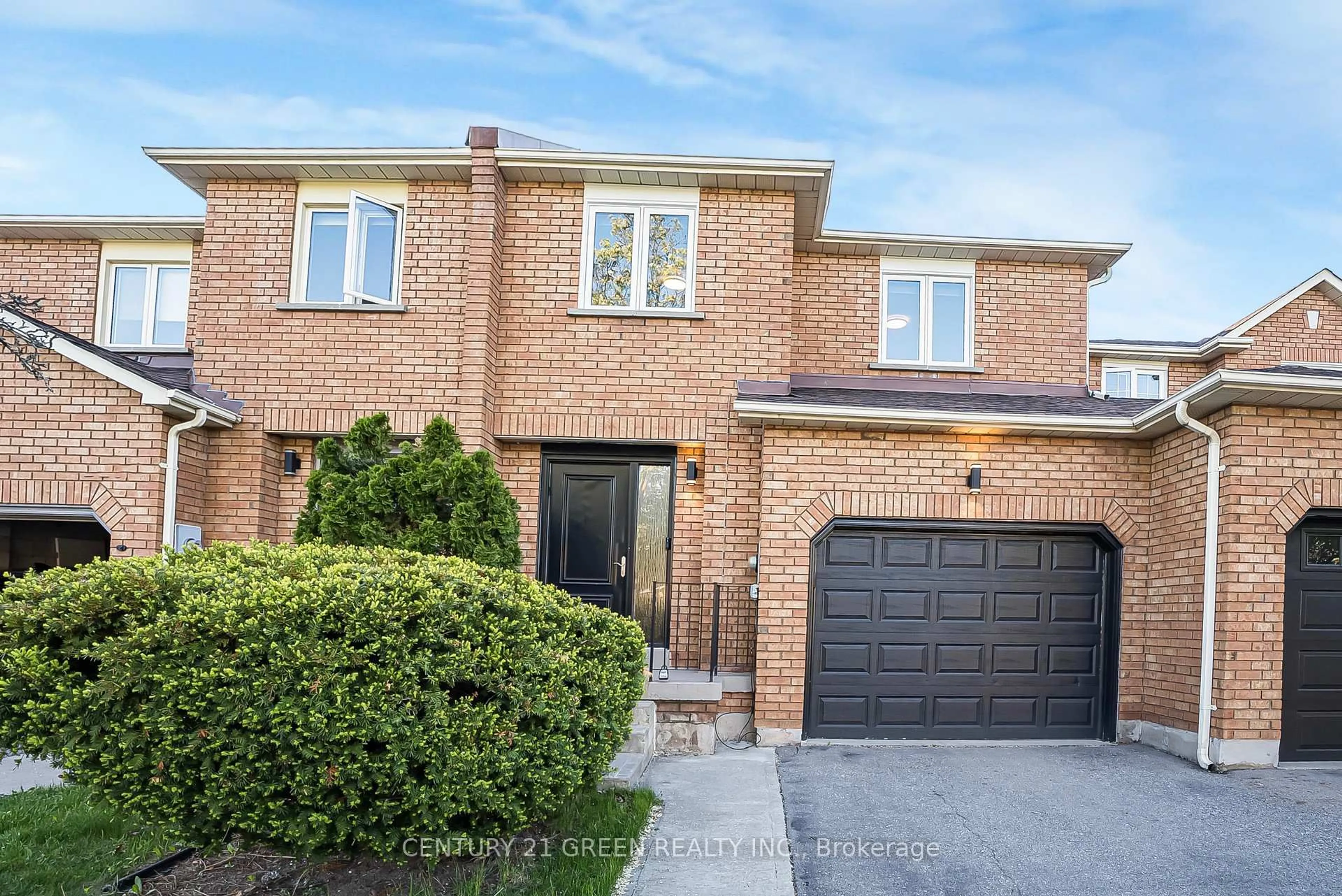Home with brick exterior material, street for 2237 Shipwright Rd, Oakville Ontario L6M 3E2