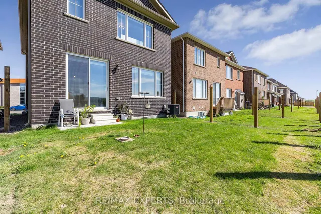 Additional property image - 397 Gordon Krantz Ave