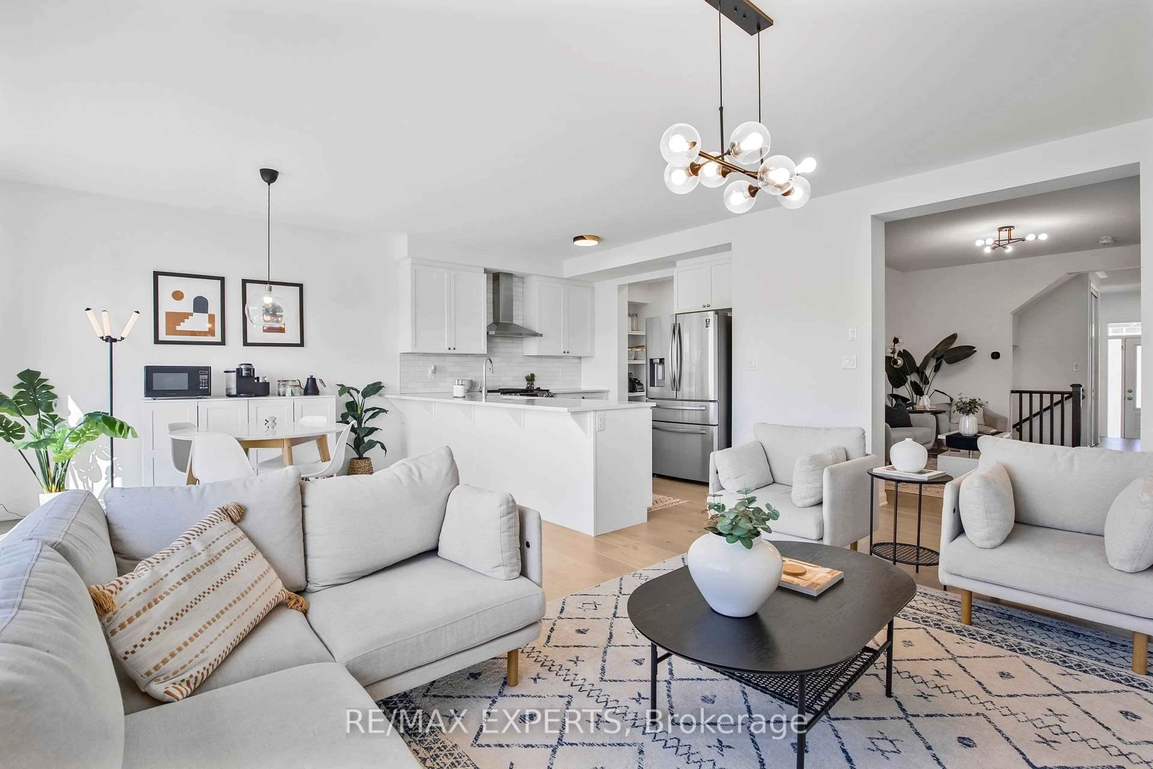Open concept kitchen, unknown for 397 Gordon Krantz Ave, Milton Ontario L9E 1W1