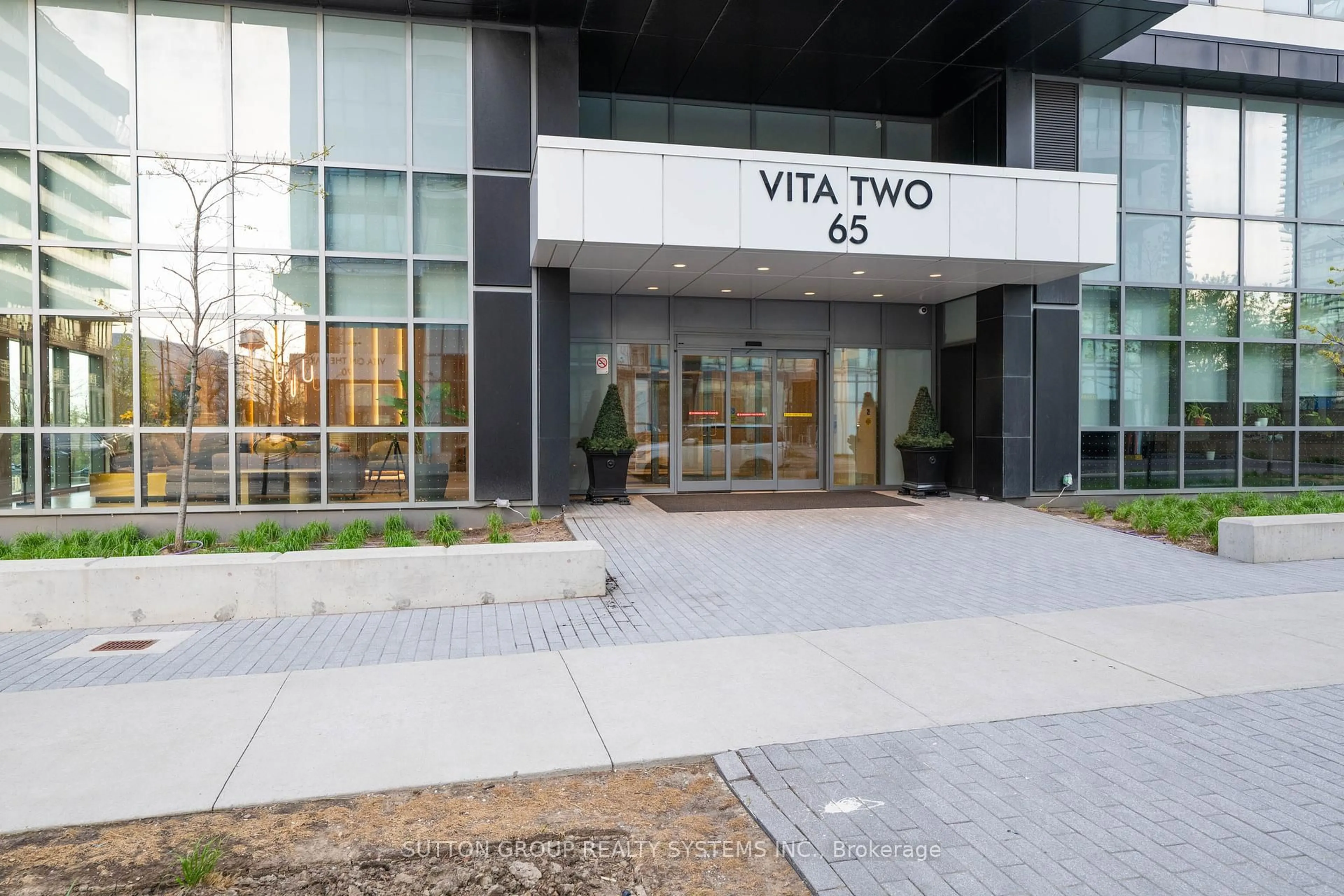 Patio, unknown for 65 ANNIE CRAIG Dr #703, Toronto Ontario M8V 0A8
