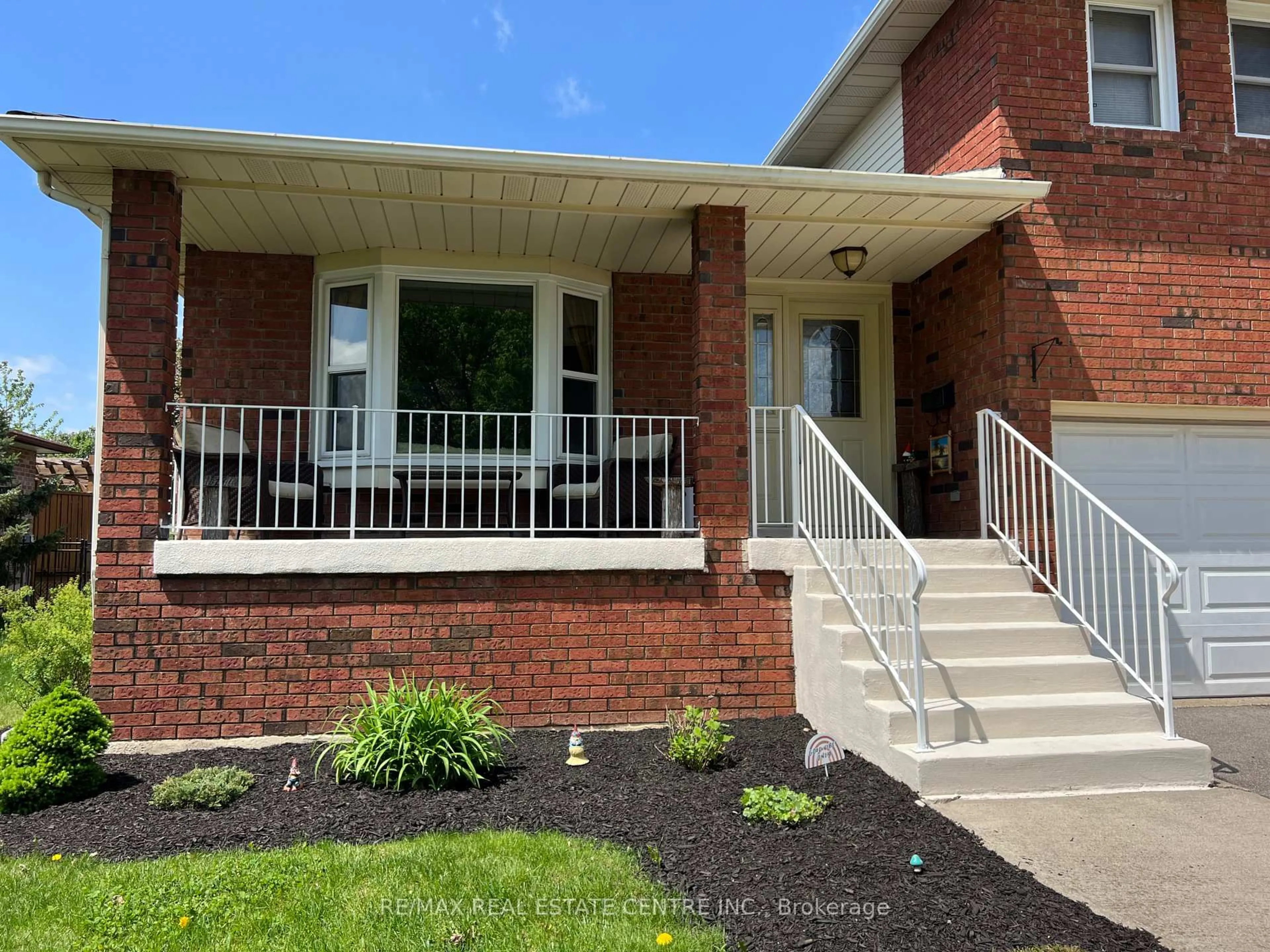 Home with brick exterior material, street for 22 Hillside Dr, Halton Hills Ontario L7G 4W3