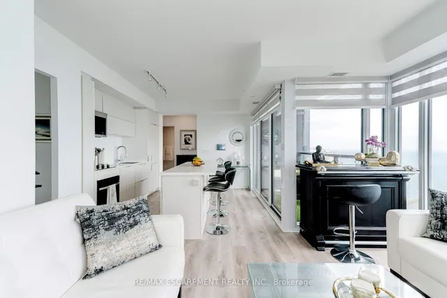 Additional property image - 370 Martha St Unit 1707