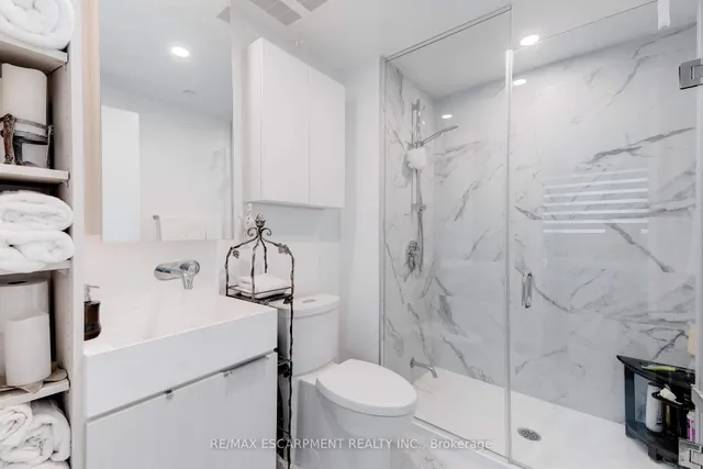Additional property image - 370 Martha St Unit 1707