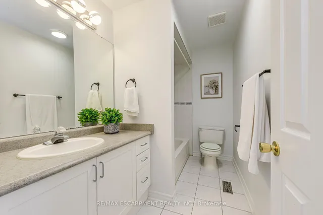 Additional property image - 2116 PROSPECT St Unit G