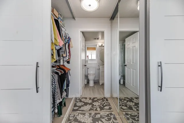 Additional property image - 12 Laurelcrest St Unit 1213