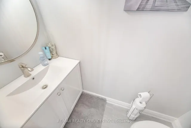 Additional property image - 12 Laurelcrest St Unit 1213
