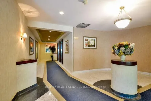 Additional property image - 12 Laurelcrest St Unit 1213