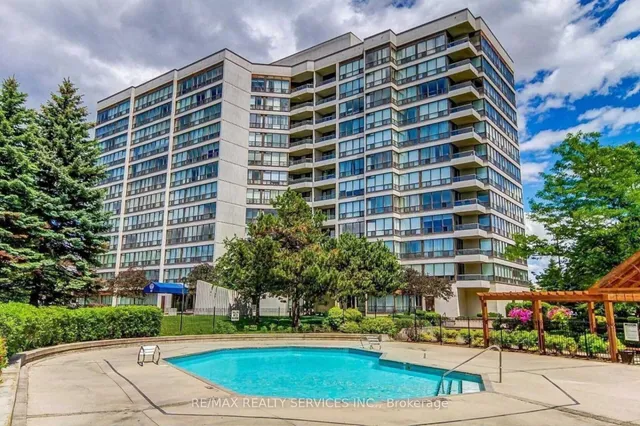 Additional property image - 12 Laurelcrest St Unit 1213