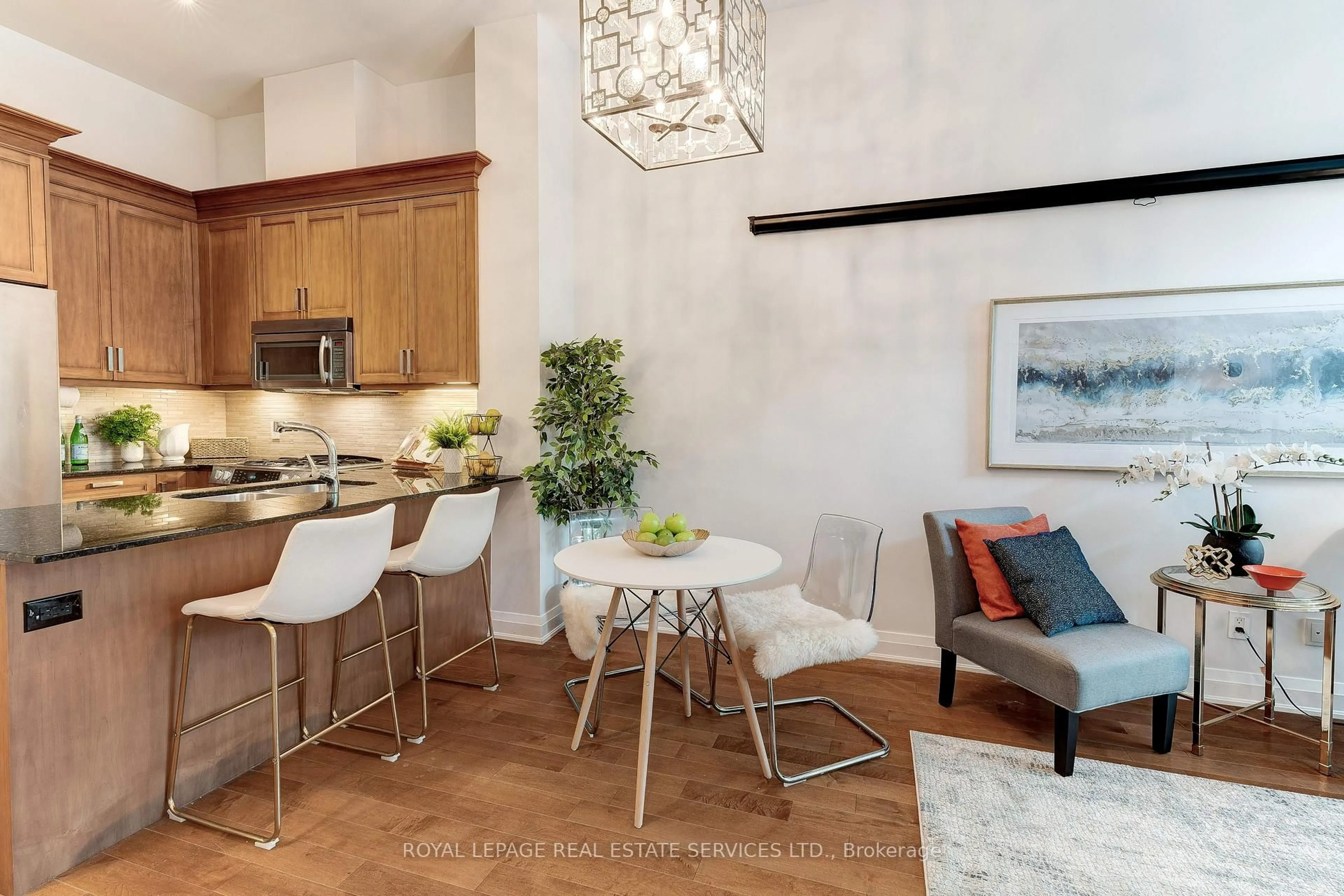 Open concept kitchen, unknown for 11 Bronte Rd #117, Oakville Ontario L6L 0E1