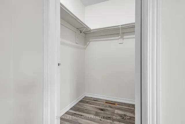 Additional property image - 142 Sahara Tr